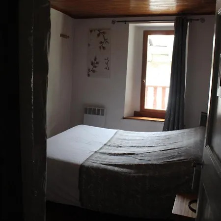 Maison De Charme Calme Entouree De Montagne בית נופש