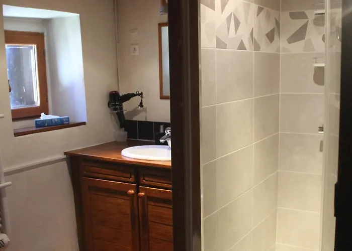 Maison De Charme Calme Entourée De Montagne * Ussat