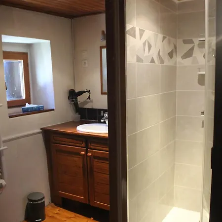 Maison De Charme Calme Entouree De Montagne * Ussat